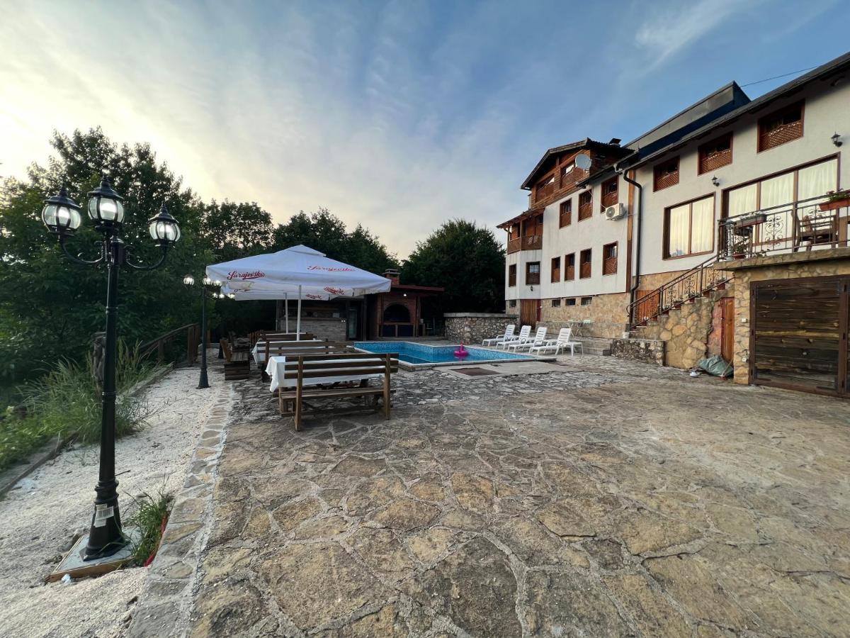 Villa White Dove Сараєво Екстер'єр фото