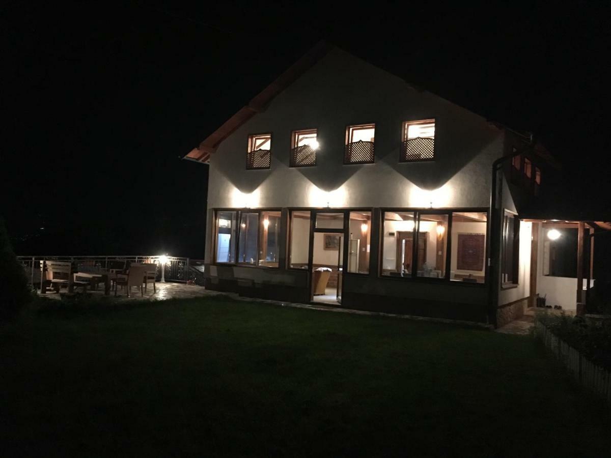 Villa White Dove Сараєво Екстер'єр фото